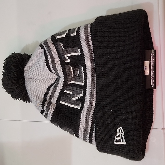 NWT Mens Brooklyn Nets Beanie Hat - Picture 2 of 3
